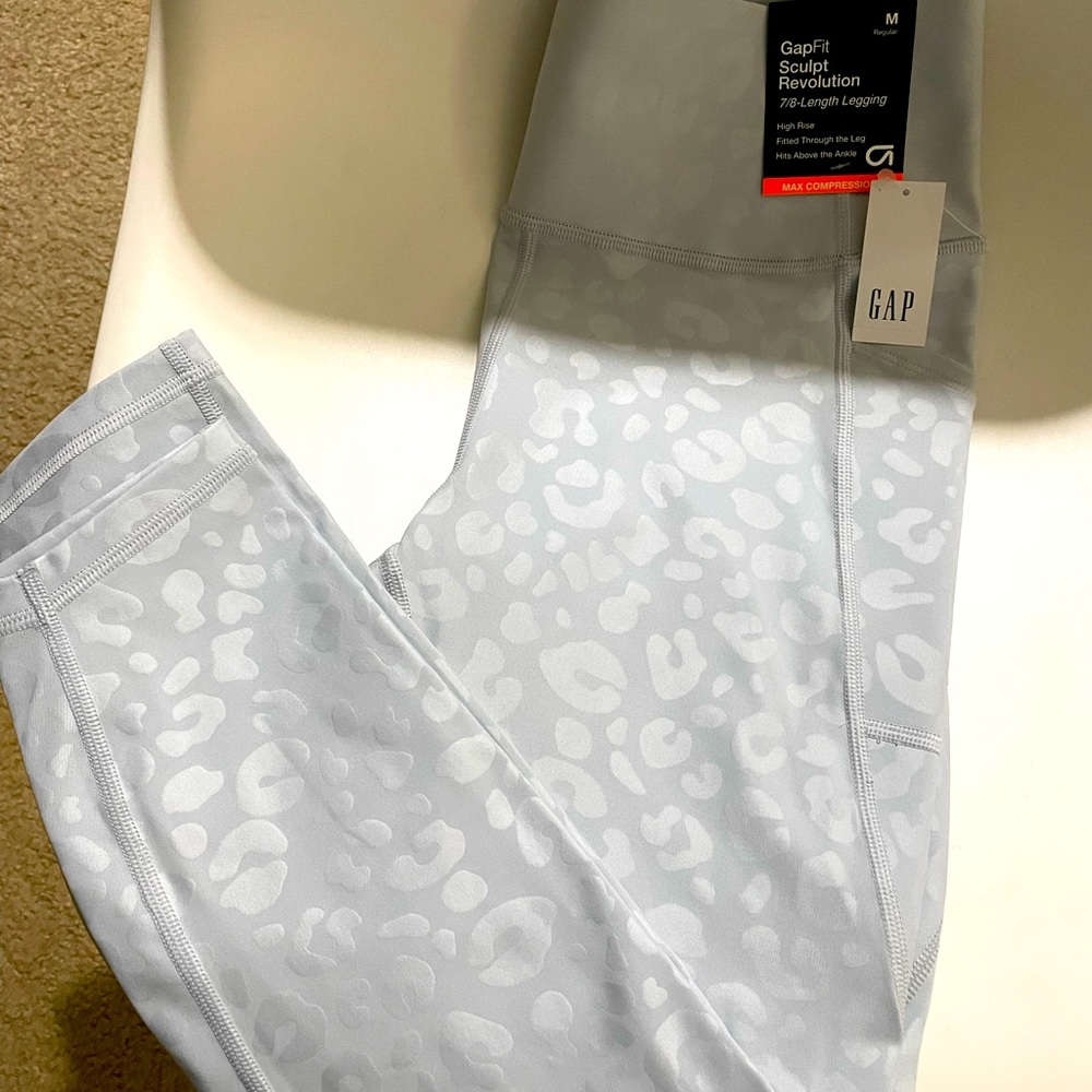 Gapfit revolution leggings.